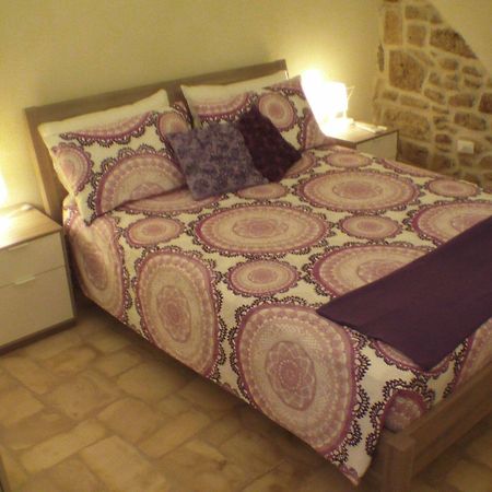 La Grotta Bed & Breakfast เมซานเย ภายนอก รูปภาพ