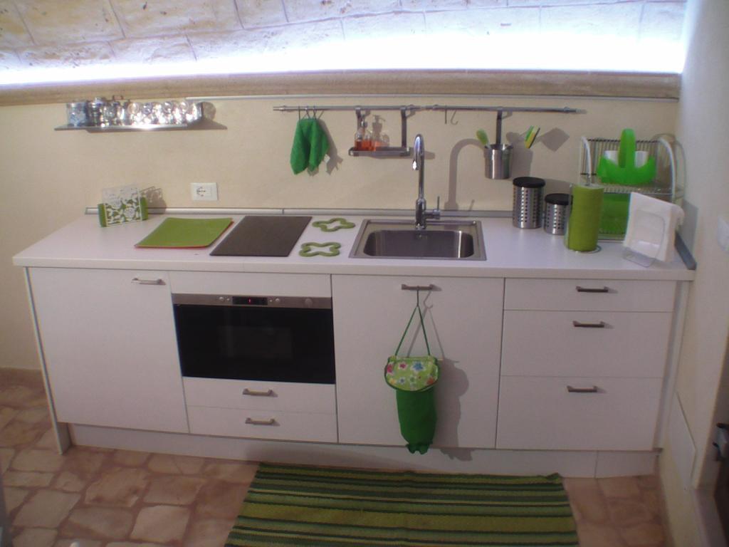 La Grotta Bed & Breakfast เมซานเย ห้อง รูปภาพ